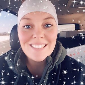 Meet your Posher, Alicia